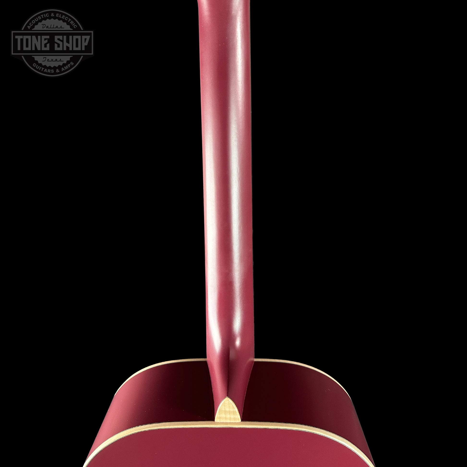 Back of neck of Martin Custom Shop Slope Shoulder Dread Spruce/Mahogany Burgundy.