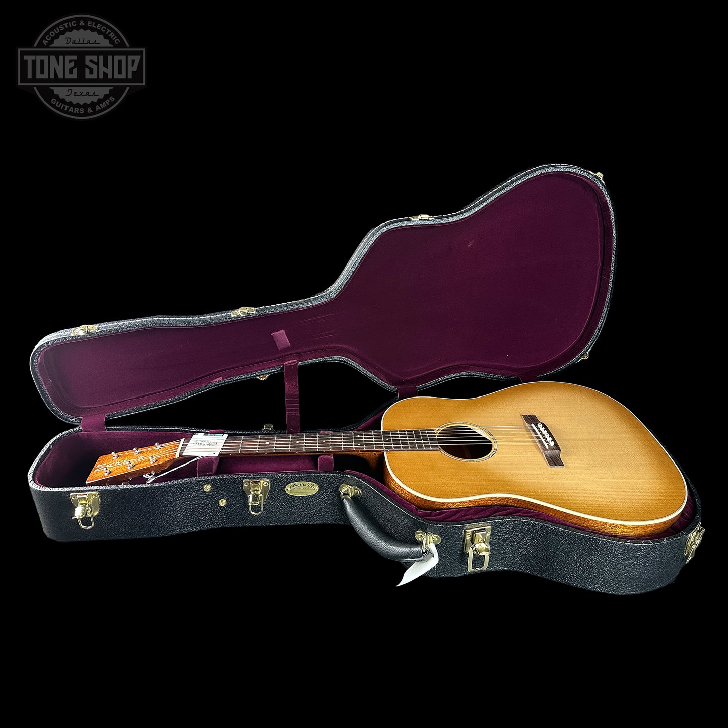 Martin Custom Shop Slope Shoulder Dread VTS Spruce/Mahogany Toasted Burst in case.