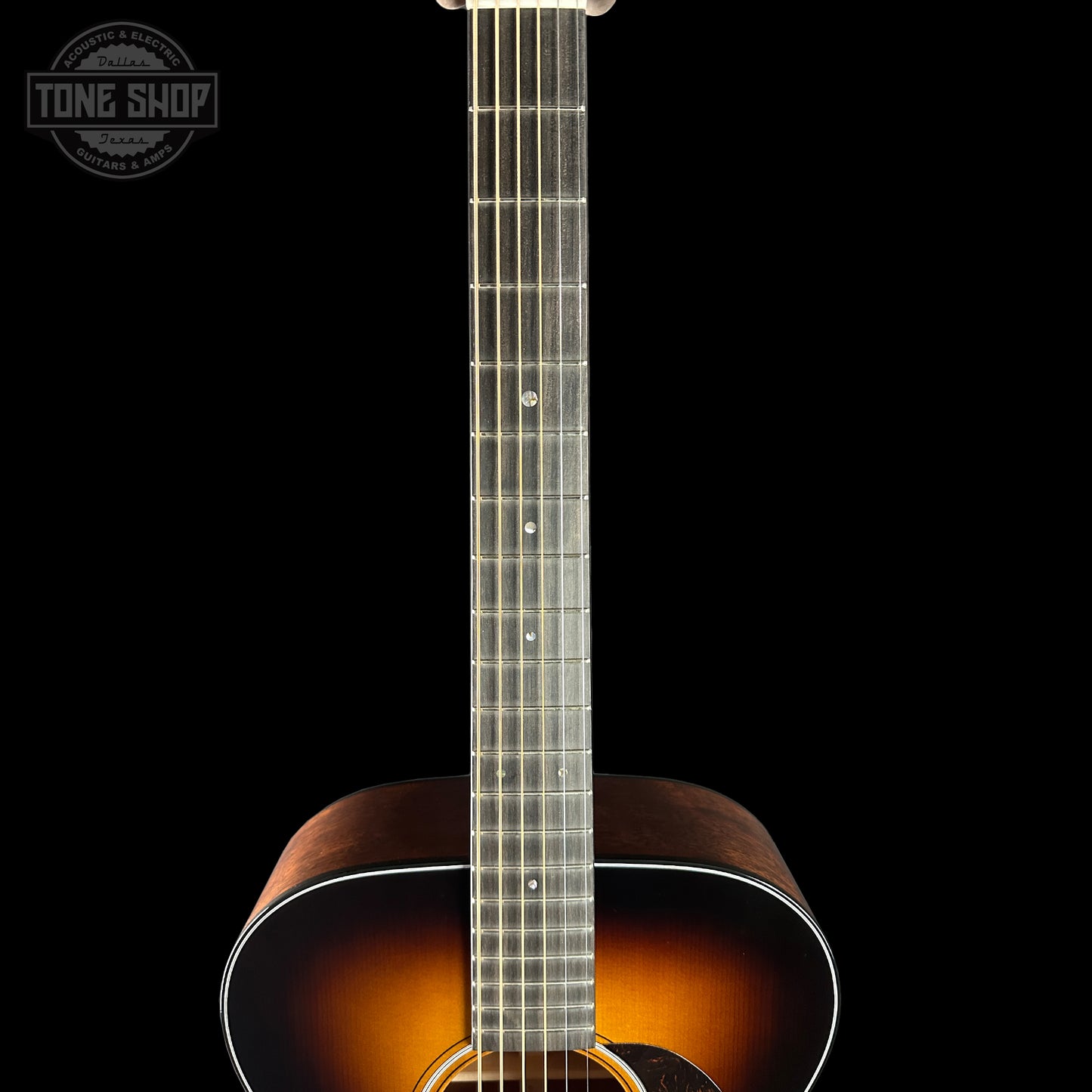 Fretboard of Martin Custom Shop 000 14-Fret Jaguar Claw Mahogany Sunburst.