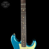 Fretboard of Fender Custom Shop 1963 Stratocaster Journeyman Relic Ocean Turquoise AAA Maple Neck.