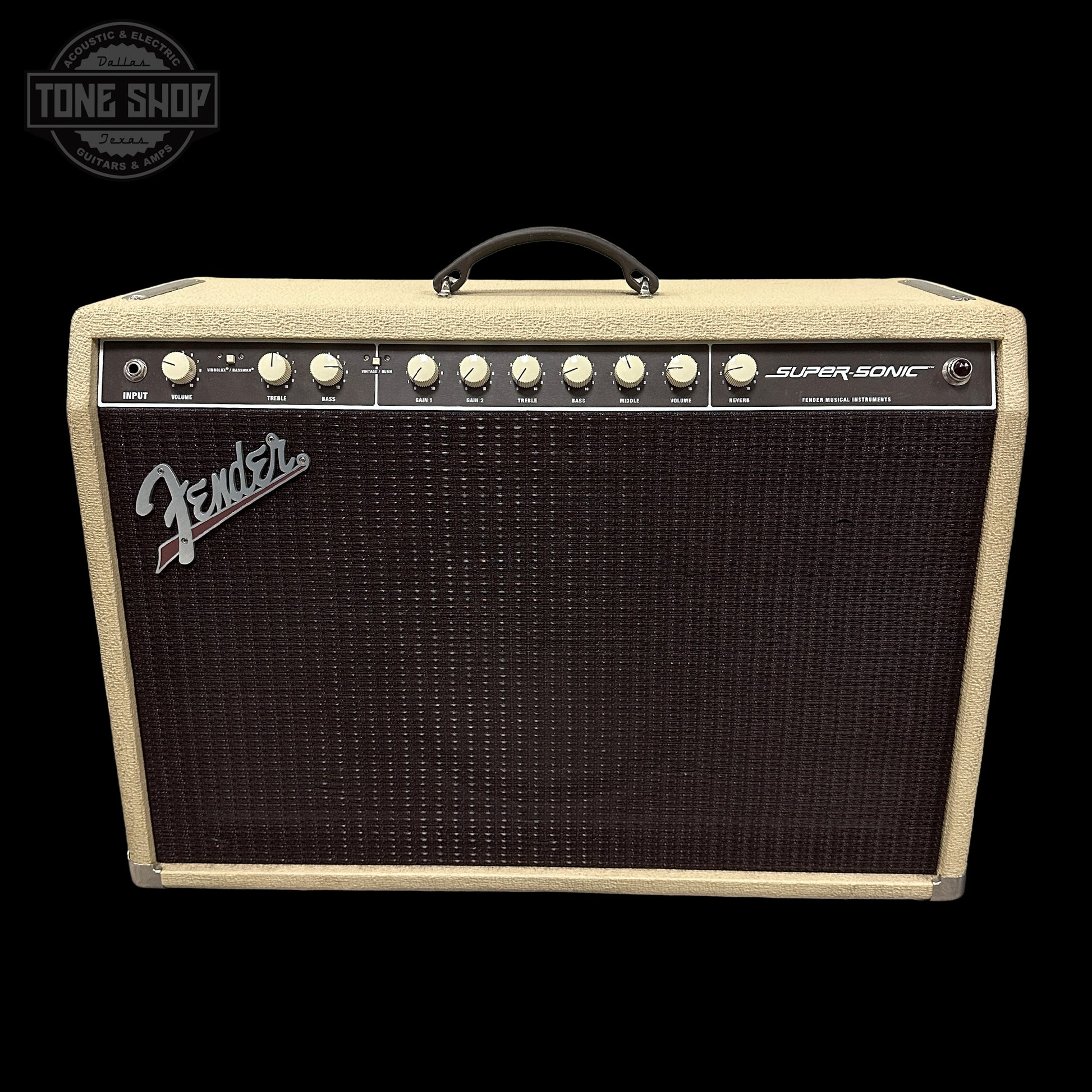 Front of Used Fender Super Sonic 1x12 60w.