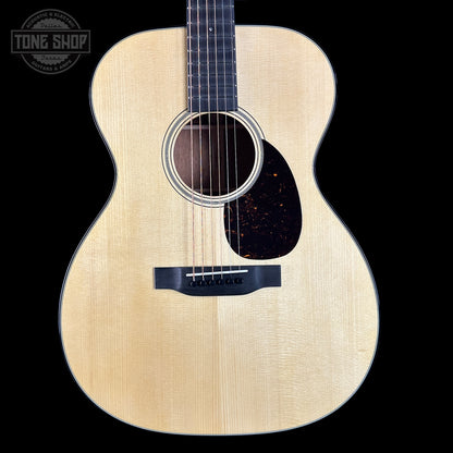 Front of Martin Custom Shop 000 14-Fret Jaguar Claw Mahogany.