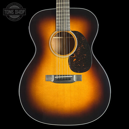 Front of Martin Custom Shop 000 14-Fret Jaguar Claw Mahogany Sunburst.