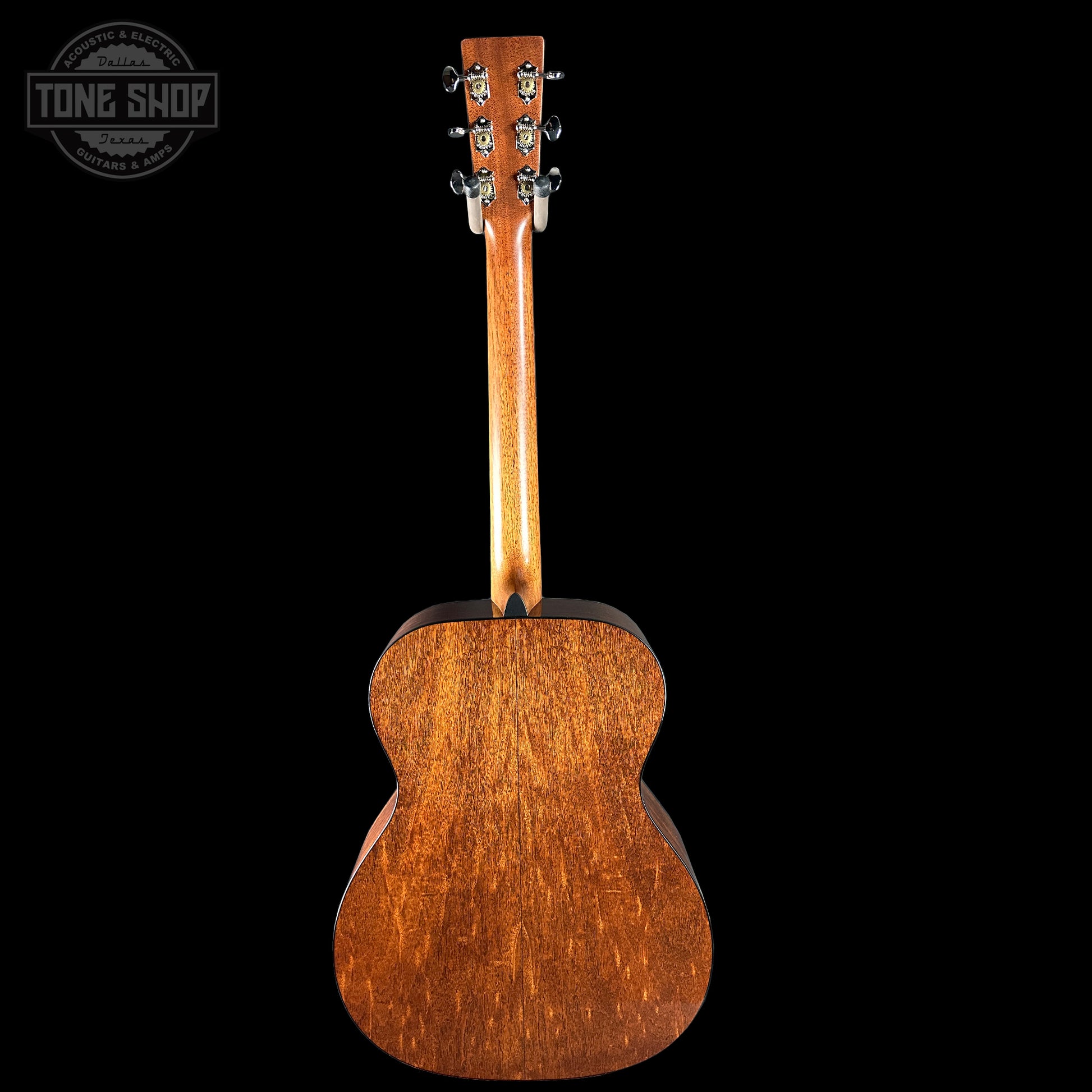 Full back of Martin Custom Shop 000 14-Fret Jaguar Claw Mahogany.