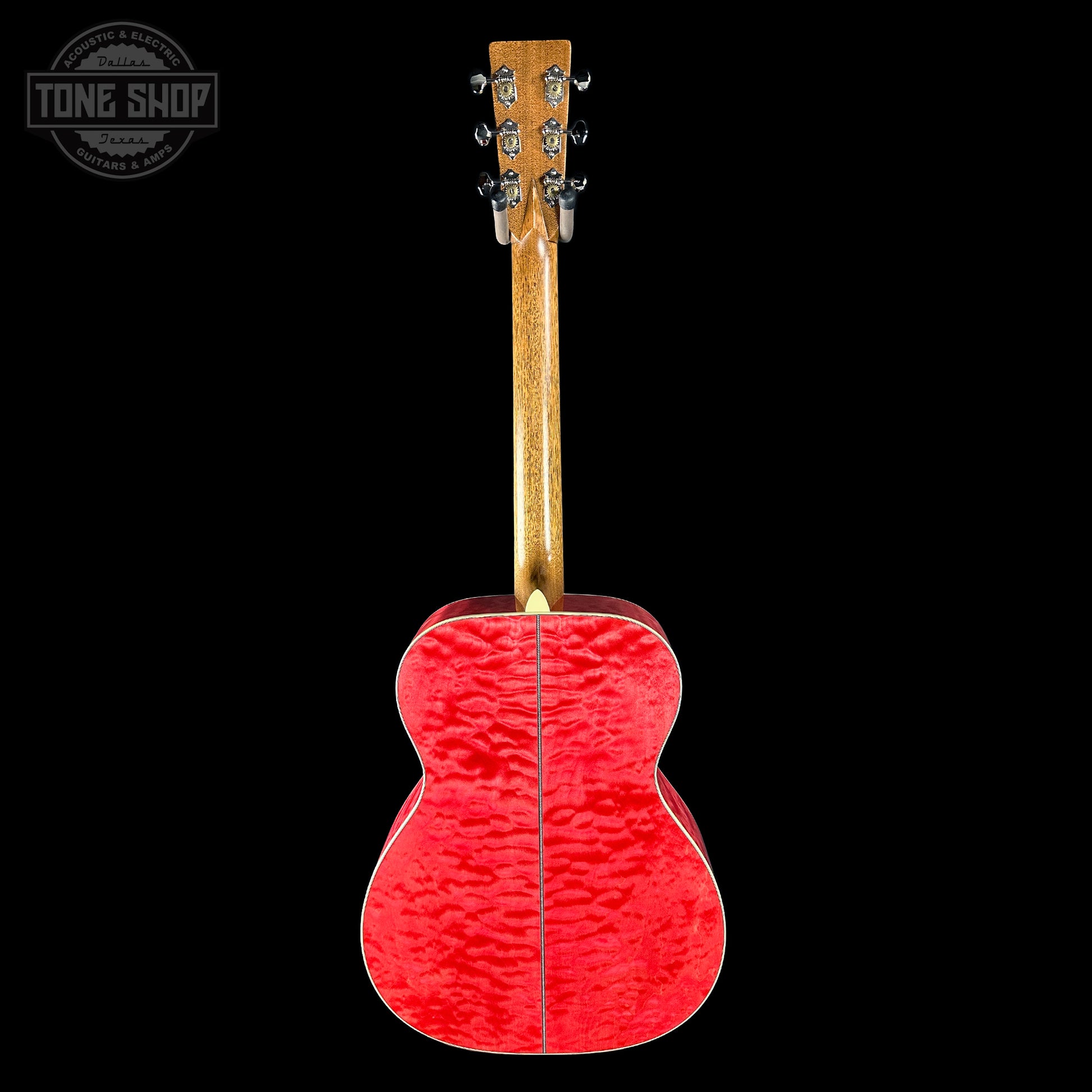 Full back of Martin Custom Shop 000 14-Fret Quilted Maple.