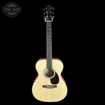 Full front of Martin Custom Shop 000 14-Fret Quilted Maple.