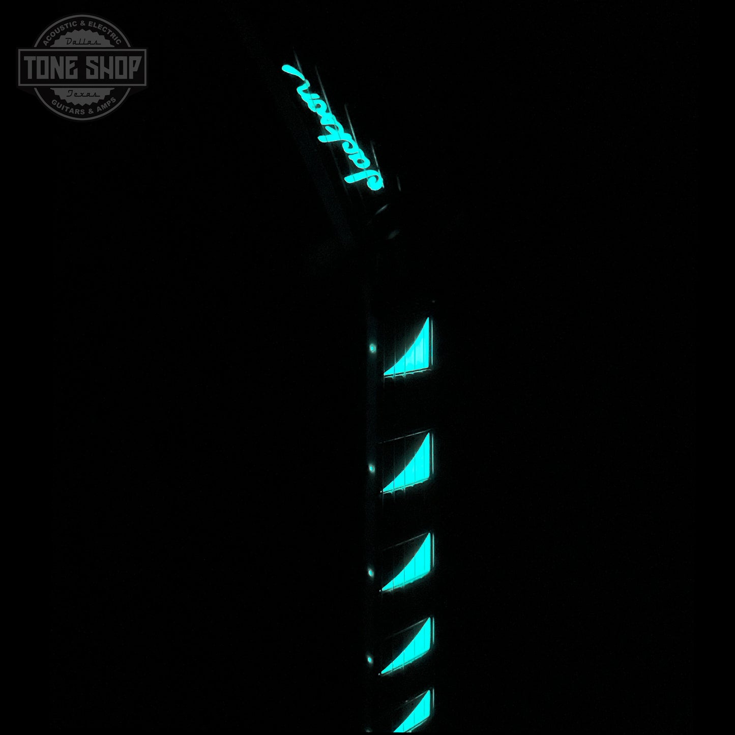 Glowing inlays on Jackson Custom Shop TSG Illuminati SL2H FR Vanilla Shake.