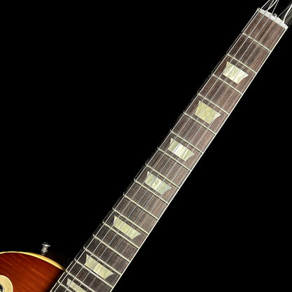 Close up of Gibson Custom Shop Murphy Lab 1959 Les Paul Standard Heavy Aged Slow Iced Tea Fade neck.