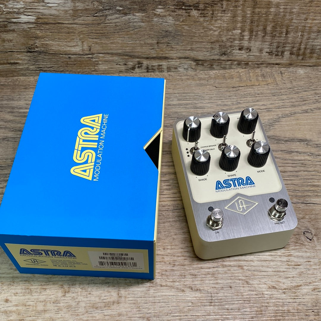 Astra Modulation Machine Used Universal Audio Astra Modulation Machine w/box TSU15422 – Tone ...