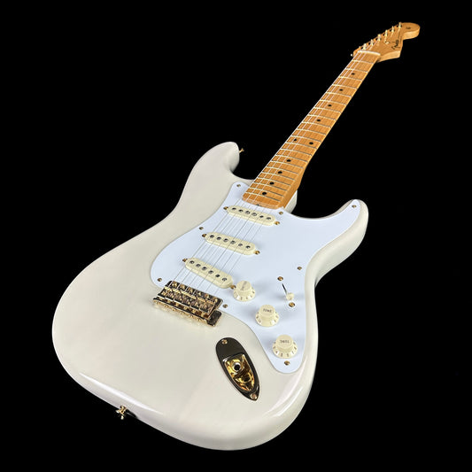 Used 2007 Fender American Vintage 1957 Commemorative Stratocaster White Blonde w/case TSU14865