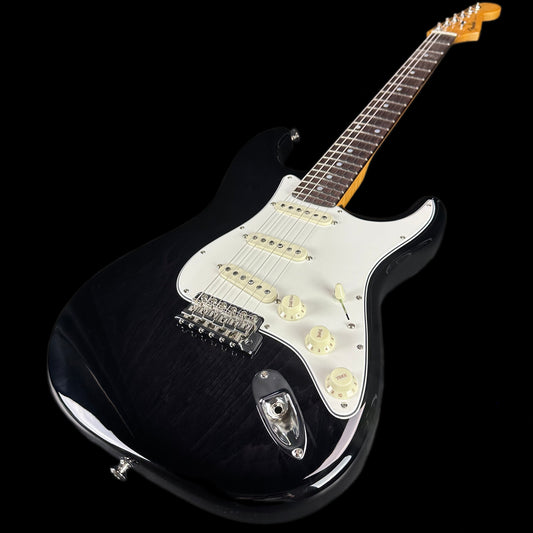 Bottom right angle of Fender Custom Shop American Custom Stratocaster RW Ebony Transparent.