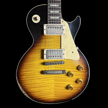 Front of Gibson Custom Shop Murphy Lab 1959 Les Paul Standard Ultra Heavy Aged Kindred Burst.