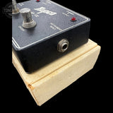 Side angle of Used Rapco AB100 Switcher Pedal.
