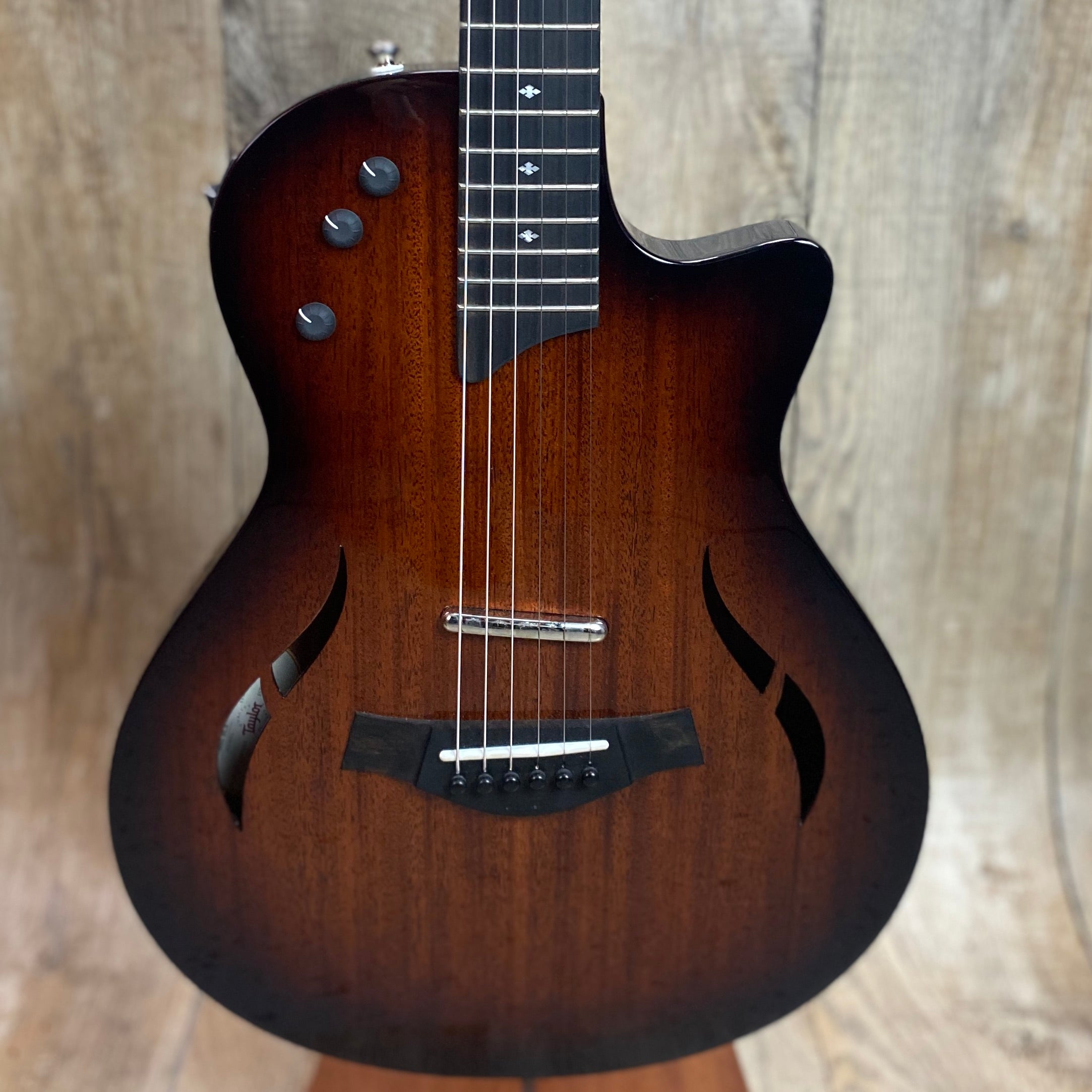 X Series Dinky® Arch Top DKAF8 MS – Jacksonguitars.com