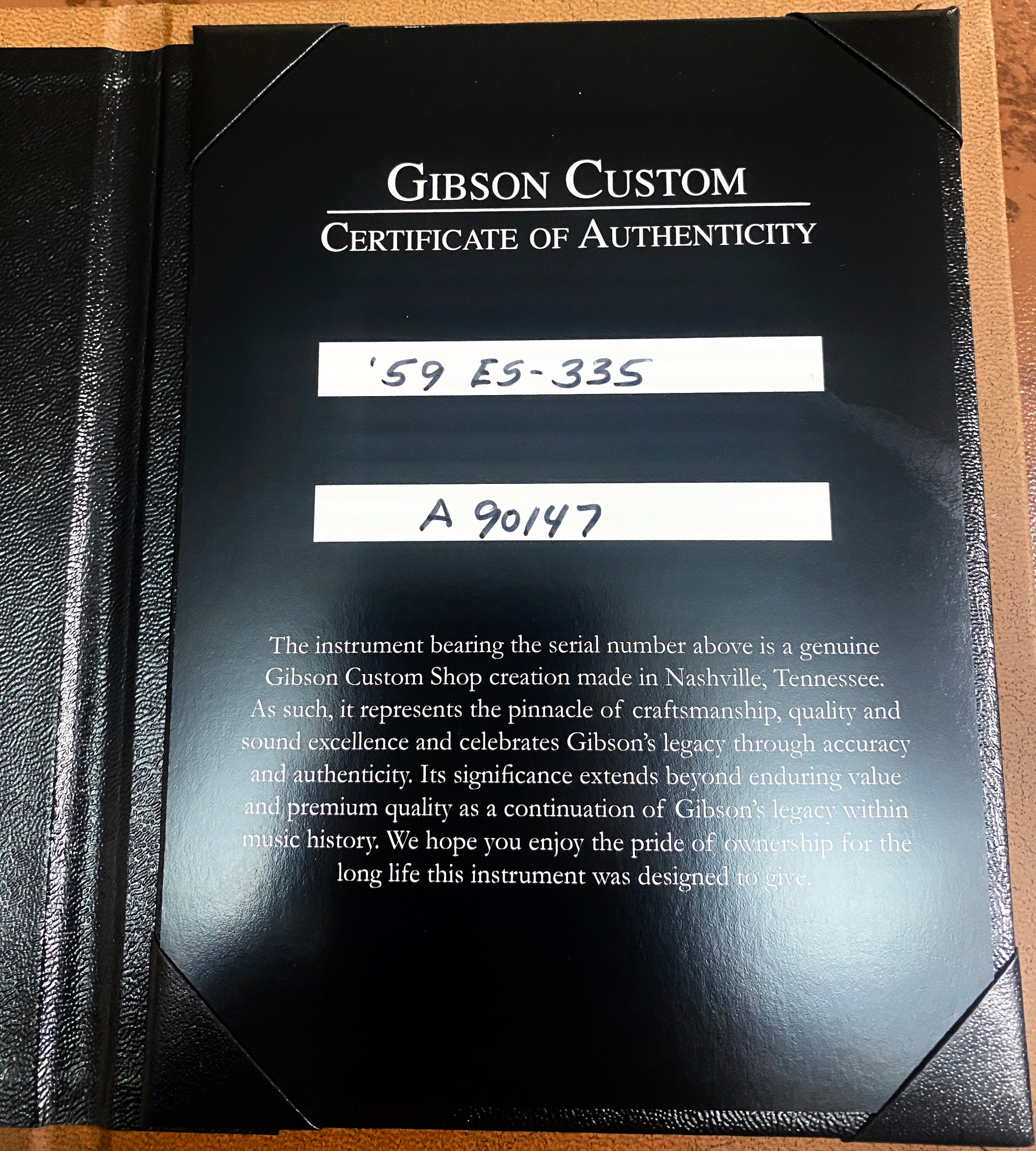 Gibson Custom Shop 1959 ES-335 Reissue VOS Vintage Burst Certificate of Authenticity.