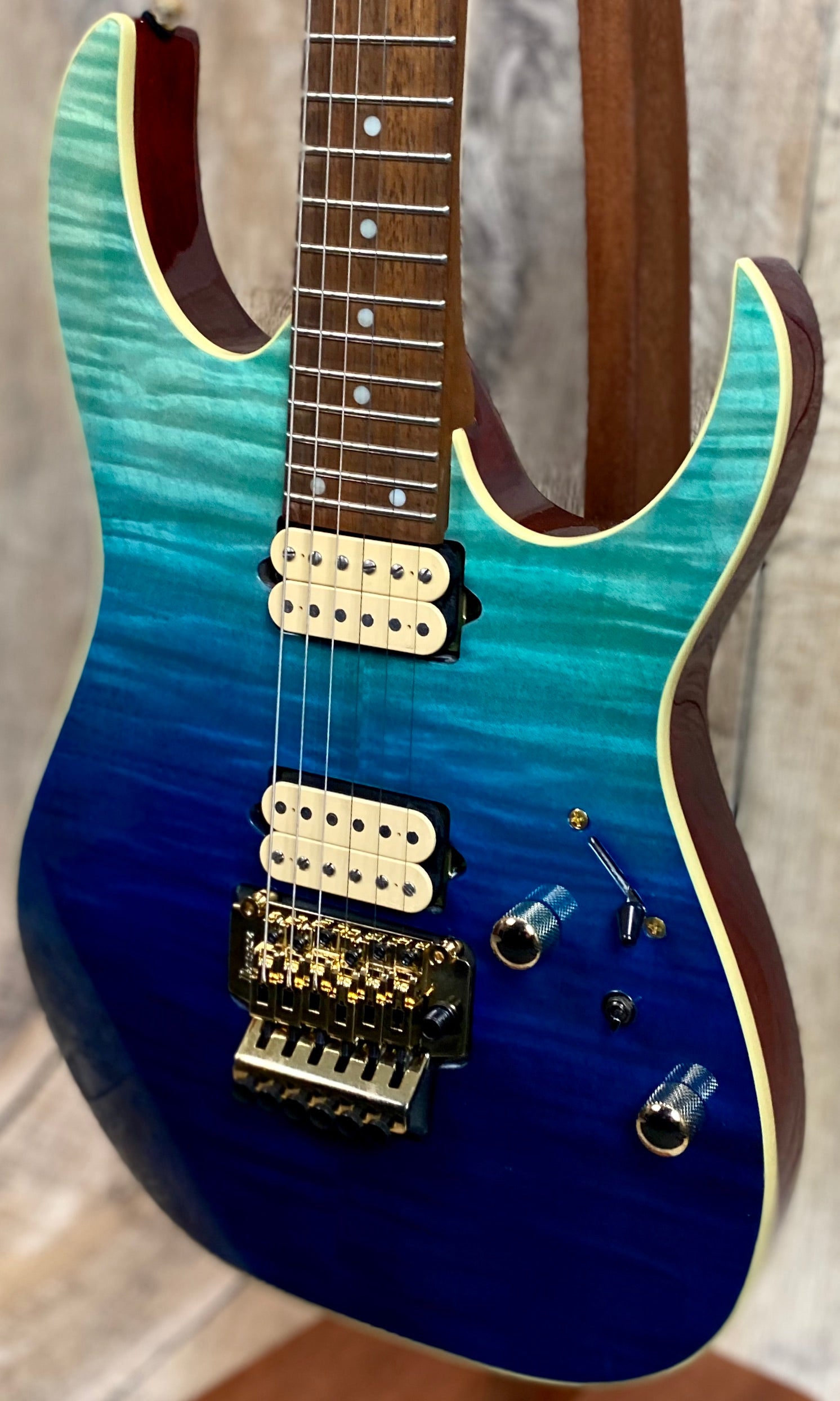 Open Box Ibanez RG420HPFMBRG High Performance Blue Reef