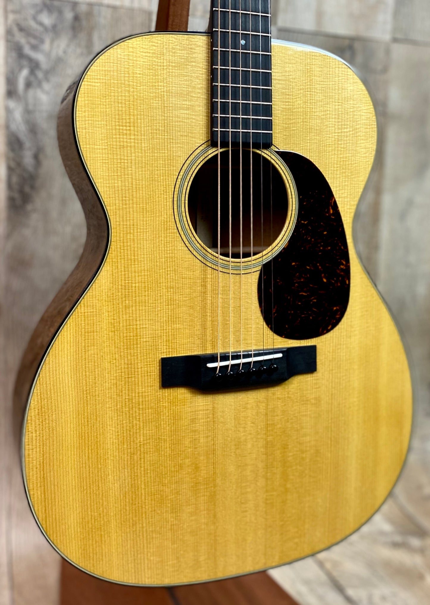 Martin 000-18 Acoustic Guitar Body Tone Shop Guitars Dallas Fort Worth TX