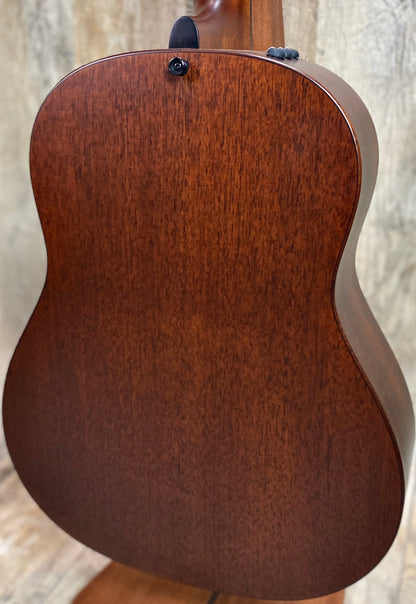 Back angle of Taylor Builder's Edition 517e Grand Pacific V-Class Bracing Western Honeyburst.