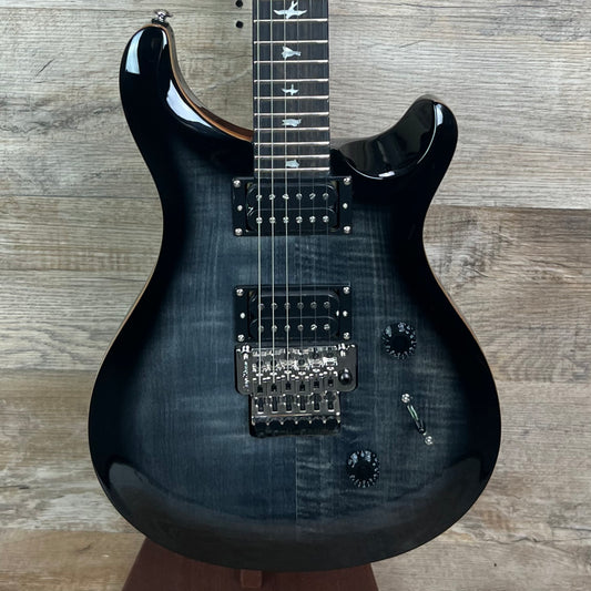 Front of PRS Paul Reed Smith SE Custom 24 Floyd Charcoal Burst.