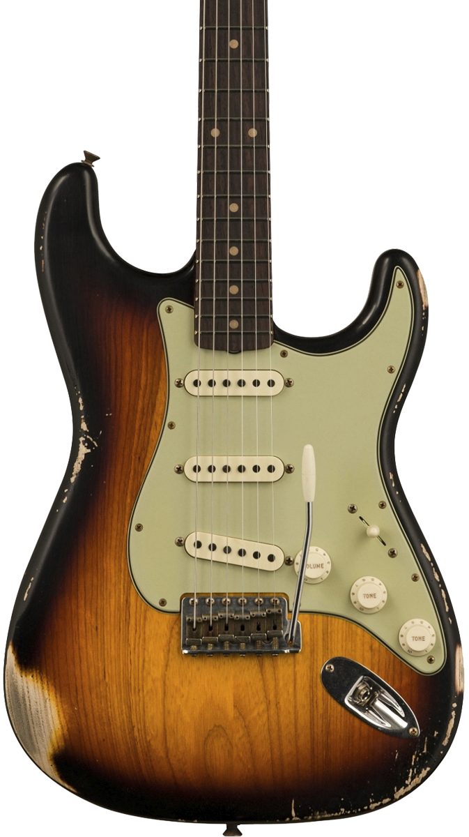 Front of Fender Custom Shop Limited Edition '62 Strat Heavy Relic Faded Aged 3 Color Sunburst.