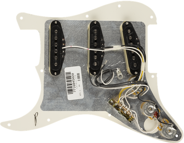 Fender Pre-Wired Strat Pickguard Hot Noiseless SSS Parchment 11 Hole