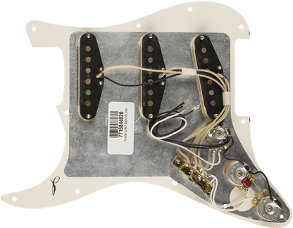 Fender Pre-Wired Strat Pickguard Original 57/62 SSS Parchment 11 Hole