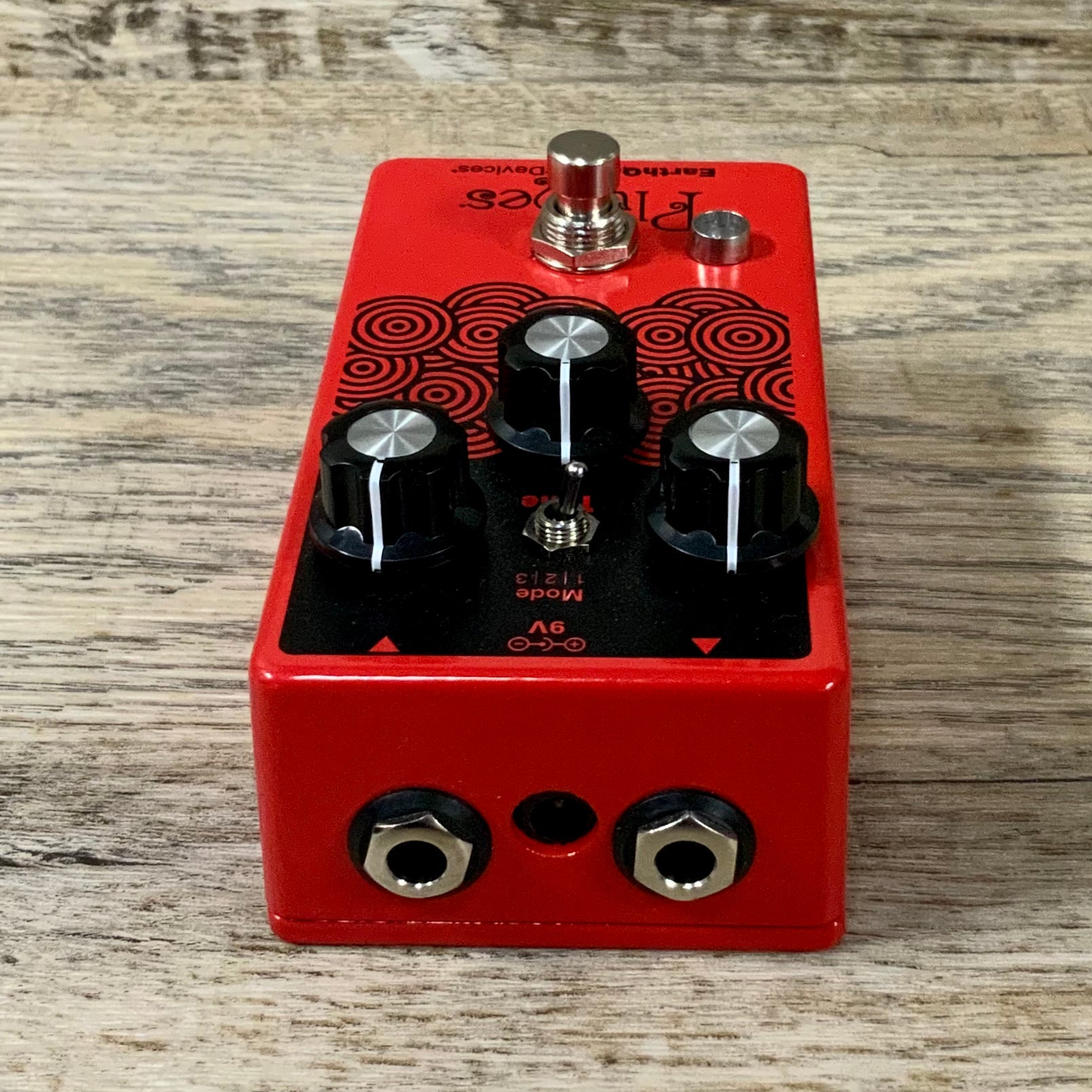 EarthQuaker Devices Plumes Tone Shop Custom Candy Apple Red – Tone Shop  Guitars