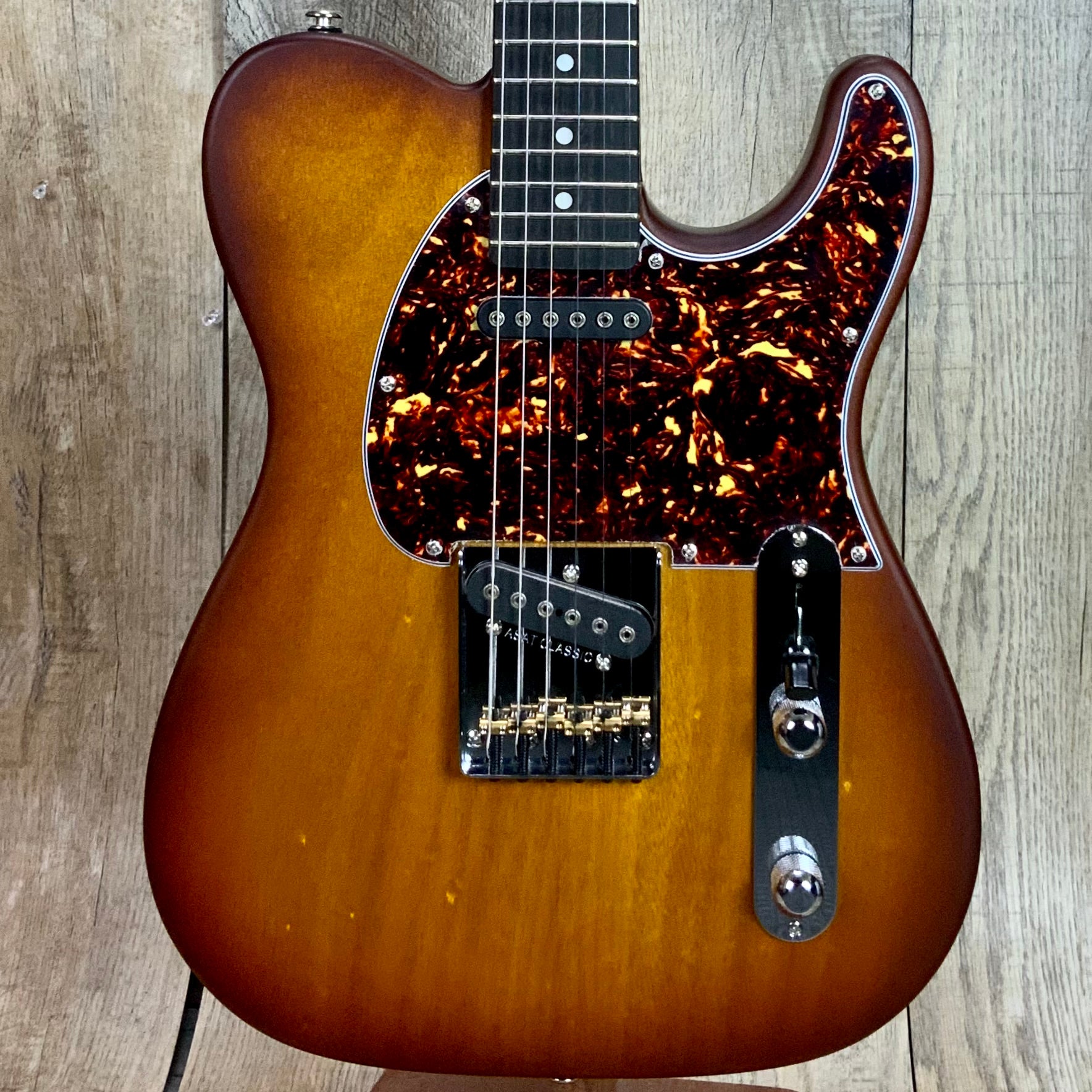 Open Box G~andL USA ASAT Classic Old School Tobacco Sunburst Frost