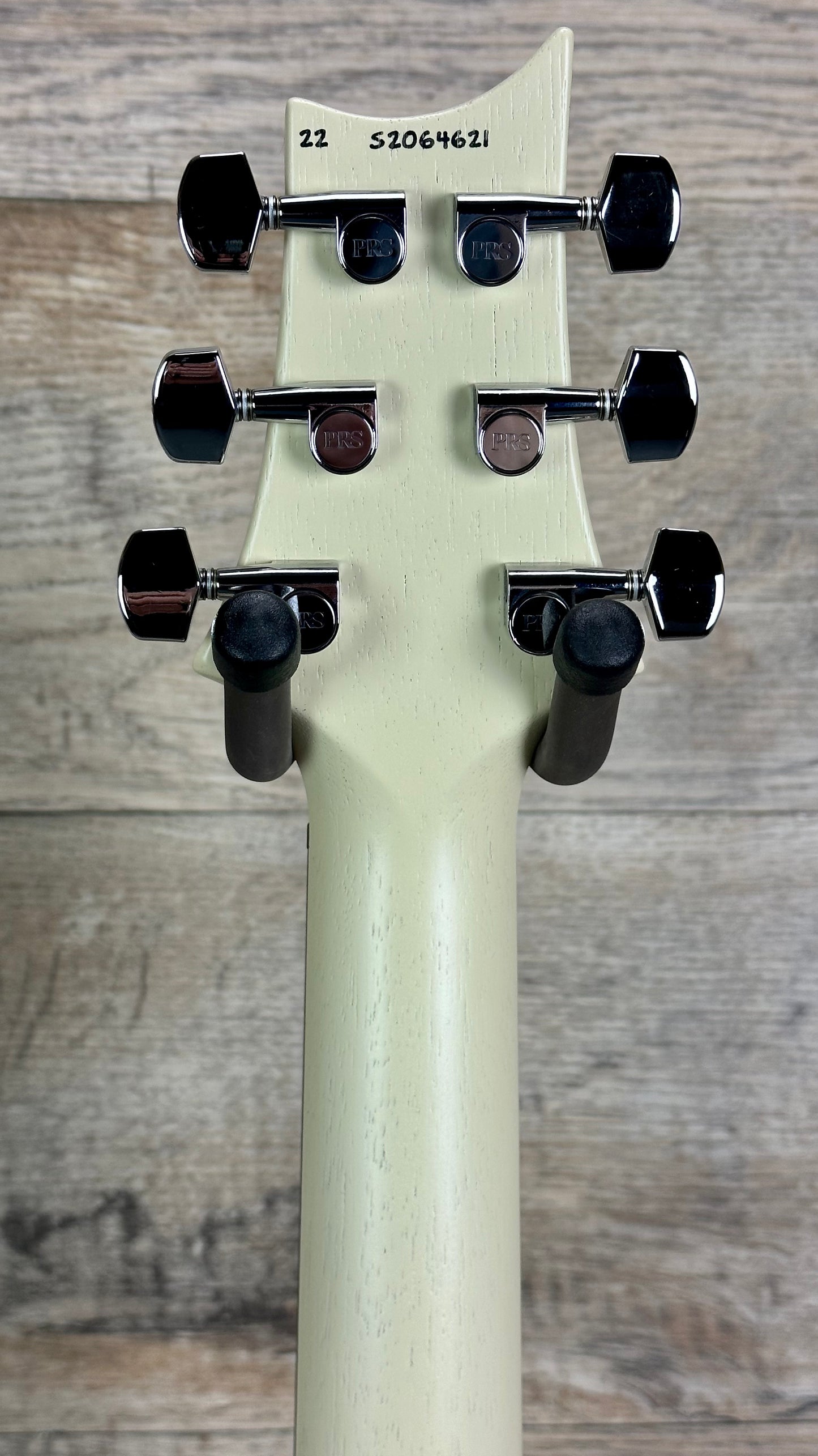PRS Paul Reed Smith S2 Standard 24 Satin  Antique White  w/Gig Bag