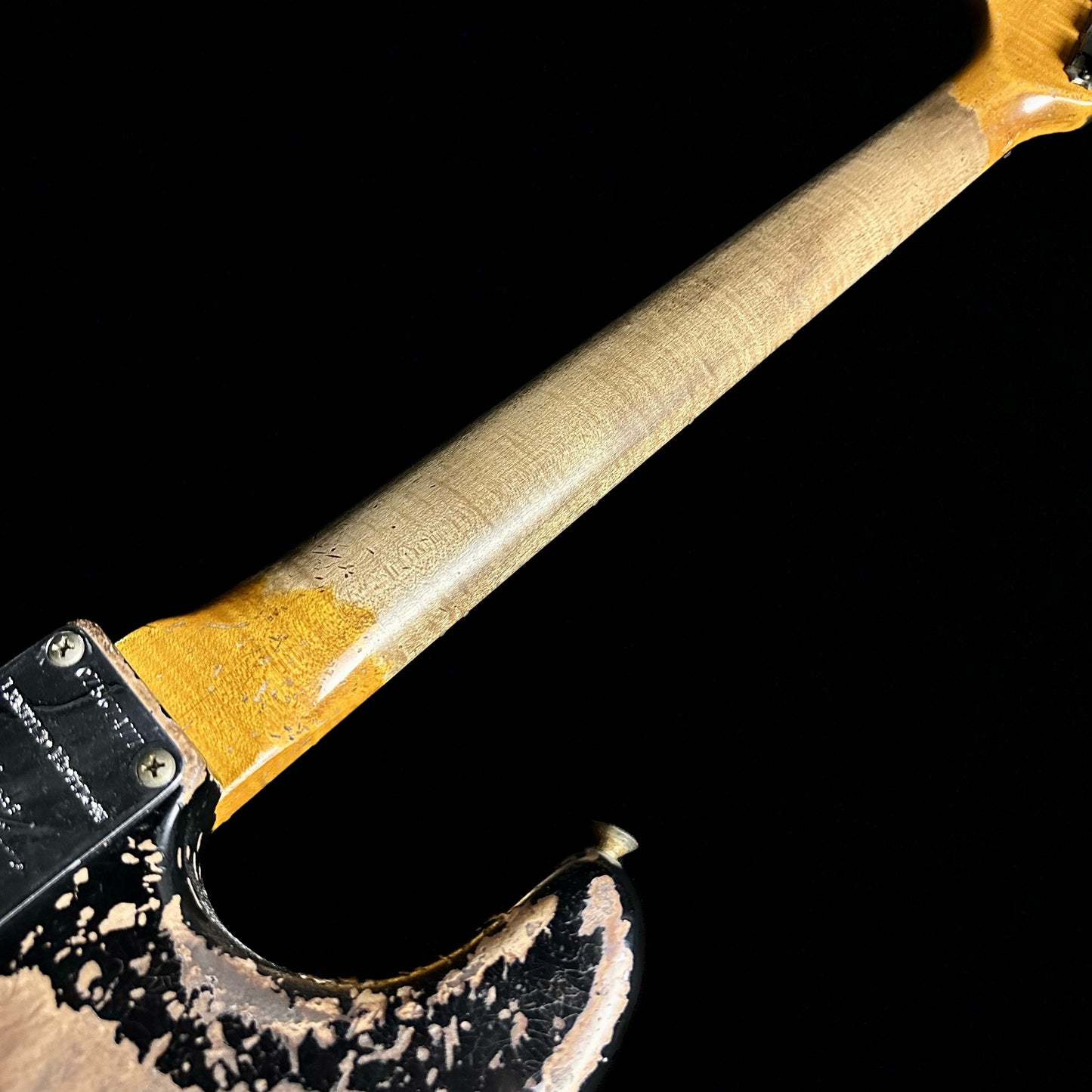 Back of neck of Fender Custom Shop Limited 1960 Dual Mag II Stratocaster Super Heavy Relic Aged Black.