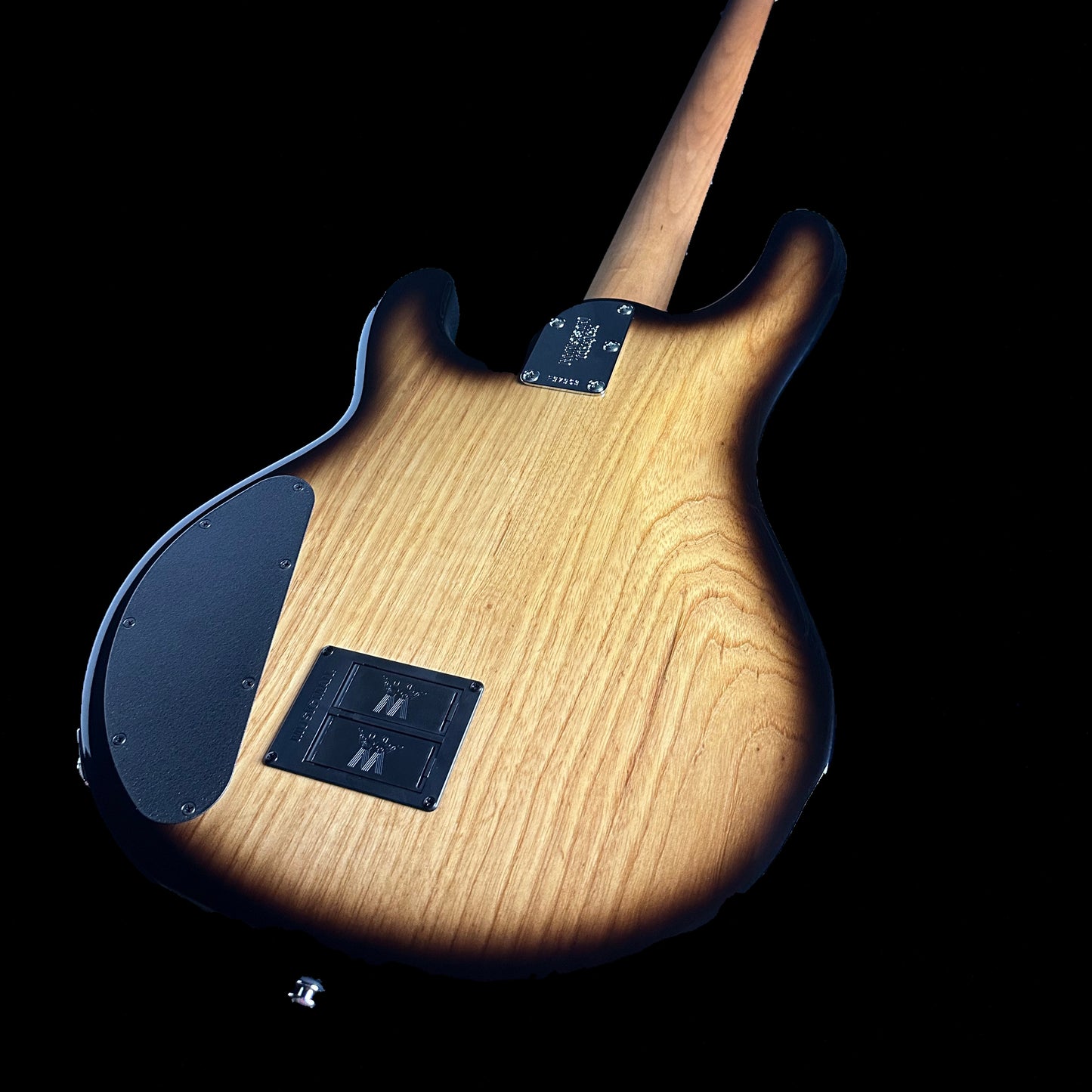 Ernie Ball Music Man StingRay Special HH Bass RW Burnt Ends w/Mono soft case