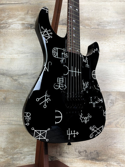 ESP Custom Shop Kirk Hammett Demonology Black w/case