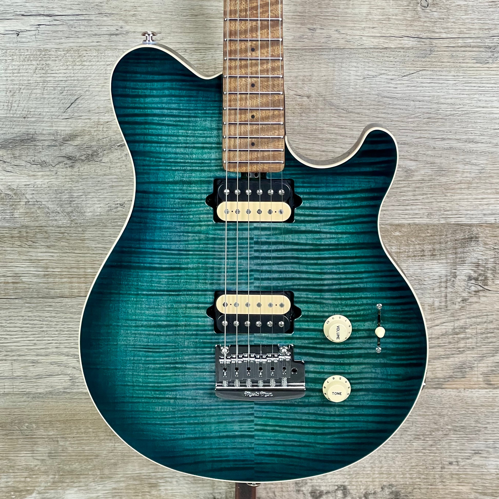 Ernie Ball Music Man Axis Super Sport Yucatan Blue Flame Roasted Ernie Ball Music Man Axis Super Sport Yucatan Blue Flame Roasted
