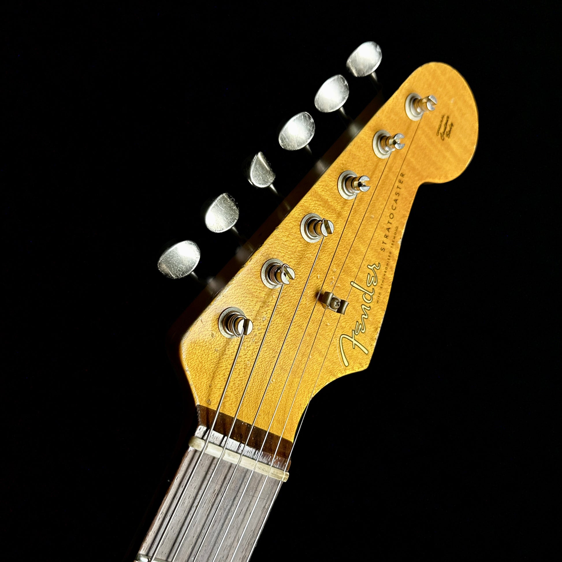 Headstock of Fender Custom Shop Limited 1960 Dual Mag II Stratocaster Super Heavy Relic Aged Black.